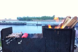Гостевой комплекс Галкина Пристань, с рейтингом 3.2 - находится по адресу Калининградская область, пос. Малая Матросовка, Рыбацкая улица, 15 