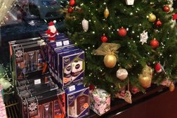 Парфюмерный супермаркет Золотое Яблоко, с рейтингом 4.6 - находится по адресу Челябинск, улица Сони Кривой, 26 