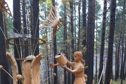 Музей деревянных скульптур Лукоморье, с рейтингом 4.3 - находится по адресу Иркутская область, с. Савватеевка, Клубная улица, 4/2 