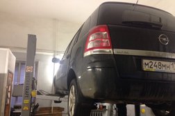 Автосервис 7БОКС, с рейтингом 3.8 - находится по адресу Санкт-Петербург, Пушкин, Автомобильная улица, 4 