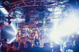 Развлекательный центр NEON, с рейтингом 3.5 - находится по адресу Киров, улица Ломоносова, 25 