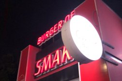 Кафе быстрого питания Burger of Смак, с рейтингом 3 - находится по адресу Шымкент, Бауыржан Момышулы проспект, 17 
