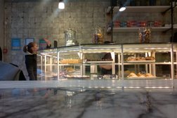 Кулинарная лавка братьев Караваевых, с рейтингом 4.4 - находится по адресу Москва, Мясницкая улица, 18 ст1 