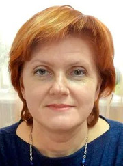 Преподаватель математики Евгения Николаевна Ветрова