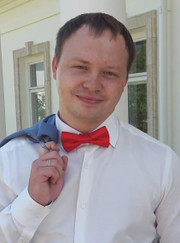 Бизнес-консультант, бухгалтер Дмитрий Олегович Ушаков