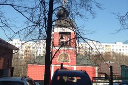 Храм Живоначальной Троицы в Конькове, с рейтингом 2.9 - находится по адресу Москва, Профсоюзная улица, 116 