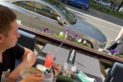 Бар-ресторан Graf-in, с рейтингом 4.7 - находится по адресу Санкт-Петербург, Конногвардейский бульвар, 4 