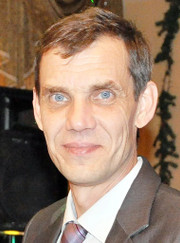 Маляр-штукатур, мастер по ремонту бытовой техники Владимир Алексеевич Пинжин