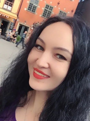 Преподаватель русского языка, преподаватель английского языка Вероника Сергеевна Слепцова