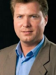 Адвокат, бизнес-консультант Евгений Андреевич Жак