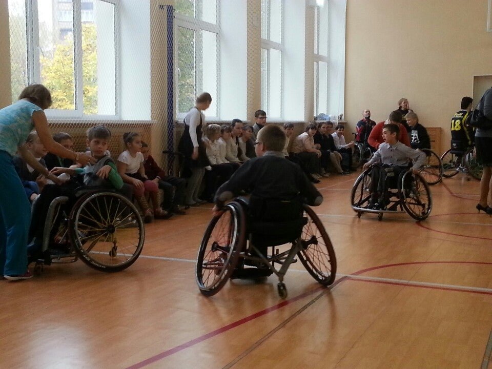 Дом интернат 4 павловск. Школа интернат номер 13 санкт-петербург. Психоневрологический интернат. Детские интернаты спб. Детский психоневрологический интернат.