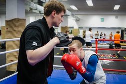 Школа бокса Спортивный комплекс Олимпийская деревня-80, с рейтингом 3.9 - находится по адресу Москва, Мичуринский проспект, Олимпийская деревня проспект, 2 