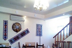 Кафе Ашхана-халяль Аза, с рейтингом 4.1 - находится по адресу Республика Башкортостан, Уфа, Новомостовая улица, 3 