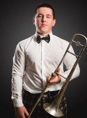 Музыкант оркестр Витамины Оп-Хлоп