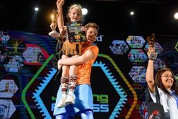 Студия джампинг-фитнеса DANZON, с рейтингом 3.9 - находится по адресу Самара, 5-я просека, 95а 