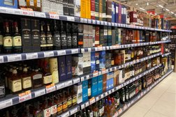 Гипермаркет Глобус, с рейтингом 2.9 - находится по адресу Москва, пос. Коммунарка, улица Александры Монаховой, 61 ст1 