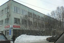 Торговый центр Дом Быта, с рейтингом 5 - находится по адресу Мурманская область, Кола, проспект Защитников Заполярья, 49 