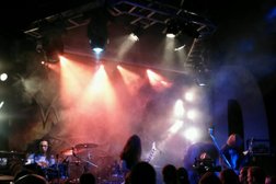 Областной молодежный культурно-развлекательный Центр Звезда, с рейтингом 3.7 - находится по адресу Самара, улица Ново-Садовая, 106г 