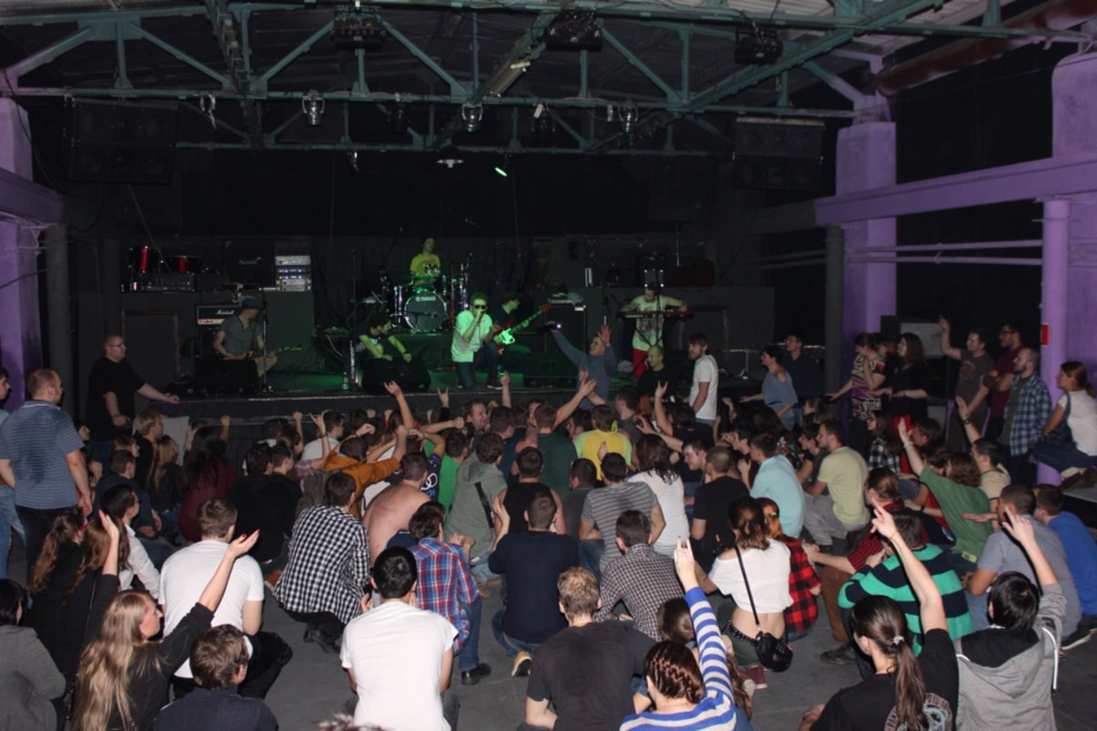 Бар герц орел. Бар герц орел. Герц бар. Концертный зал герц орёл. Dieci ресторан екатеринбург.