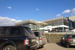 Официальный дилер Major Land Rover МКАД 18, с рейтингом 4.4 - находится по адресу Москва, МКАД 18 километр, 12 