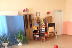 Елочка, с рейтингом 5 - находится по адресу Республика Карелия, Петрозаводск, Нойбранденбургская улица, 13 