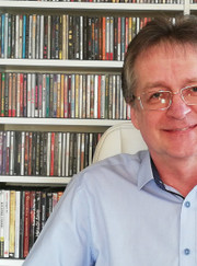 Преподаватель истории, преподаватель по обществознанию Виктор Леонидович Коваленко