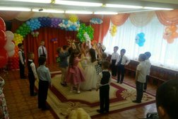 Дошкольное отделение школа им. генерала Д.Ф. Алексеева, с рейтингом 3 - находится по адресу Москва, Зеленоград, Зеленоград, к445а 