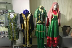 Дом Дружбы, с рейтингом 4 - находится по адресу Республика Дагестан, Махачкала, площадь Ленина, 2а 