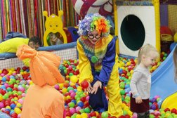 Активити-парк Sky city, с рейтингом 3.3 - находится по адресу Республика Татарстан, Альметьевск, проспект Изаила Зарипова, 25/1 