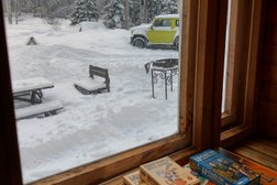 База отдыха Вуокса-хутор, с рейтингом 3.9 - находится по адресу Ленинградская область, Ромашки посёлок, 1 