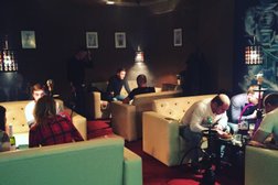 Центр паровых коктейлей Smoke & Lounge, с рейтингом 5 - находится по адресу Московская область, Мытищи, Лётная, 38а 