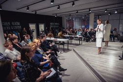 Высшая школа имиджа и стиля, с рейтингом 3.5 - находится по адресу Екатеринбург, Вайнера, 10 
