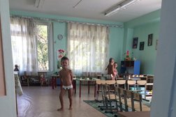 Радуга, с рейтингом 3.8 - находится по адресу Волгоградская область, Волжский, Пионерская улица, 44 