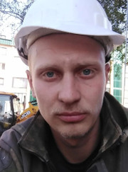 Благоустройство территории, грузчик Дмитрий Алексеевич Харлапанов