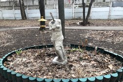 Парк по Олонецкому проезду, с рейтингом 2.6 - находится по адресу Москва, проезд Олонецкий 