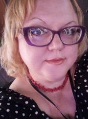 Преподаватель сольфеджио, педагог по вокалу Юлия Владимировна Солохненко