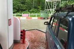 Автозаправка Лукойл, с рейтингом 4.7 - находится по адресу Сочи, Транспортная улица, 57 