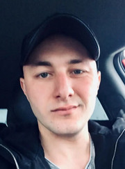 Мастер по ремонту телефонов и планшетов, автослесарь Валерий Валерьевич Кималов