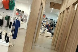 Магазин Lacoste, с рейтингом 4.5 - находится по адресу Иркутск, Верхняя Набережная, 10 