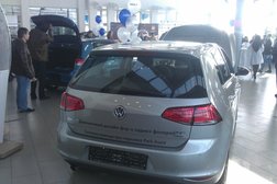 Официальный дилер Volkswagen Авто-Дина, с рейтингом 2.2 - находится по адресу Тюмень, улица Федюнинского, 51/2 