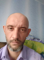 Благоустройство территории, грузчик Александр Александрович Хромов