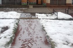 Мини-маркет Беларуская хатка, с рейтингом 3.8 - находится по адресу Алматы, Карасай батыра, 25 