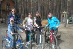 База отдыха Снежок, с рейтингом 3.6 - находится по адресу Республика Татарстан, Набережные Челны, улица Боровецкий лес 2, 4 