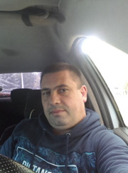 Курьер Алексей Орешкин