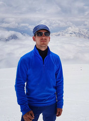 Маркетолог, дизайнер Руслан Марданшин