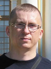 Тренер по боевым искусствам, тренер по тхэквондо Дмитрий Владимирович Науменко