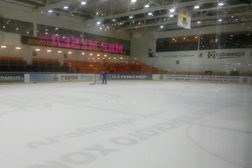 Хоккейный комплекс Град, с рейтингом 3.5 - находится по адресу Москва, шоссе Энтузиастов, 12 ст2 