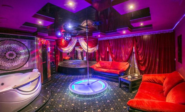 Порно фотосуреттер трахается әйелдер