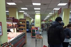 Гастроном Красный Яр, с рейтингом 5 - находится по адресу Красноярск, улица Ладо Кецховели, 71 
