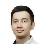 Фониатр, отоларинголог Хожиакбар Носир Кодиров